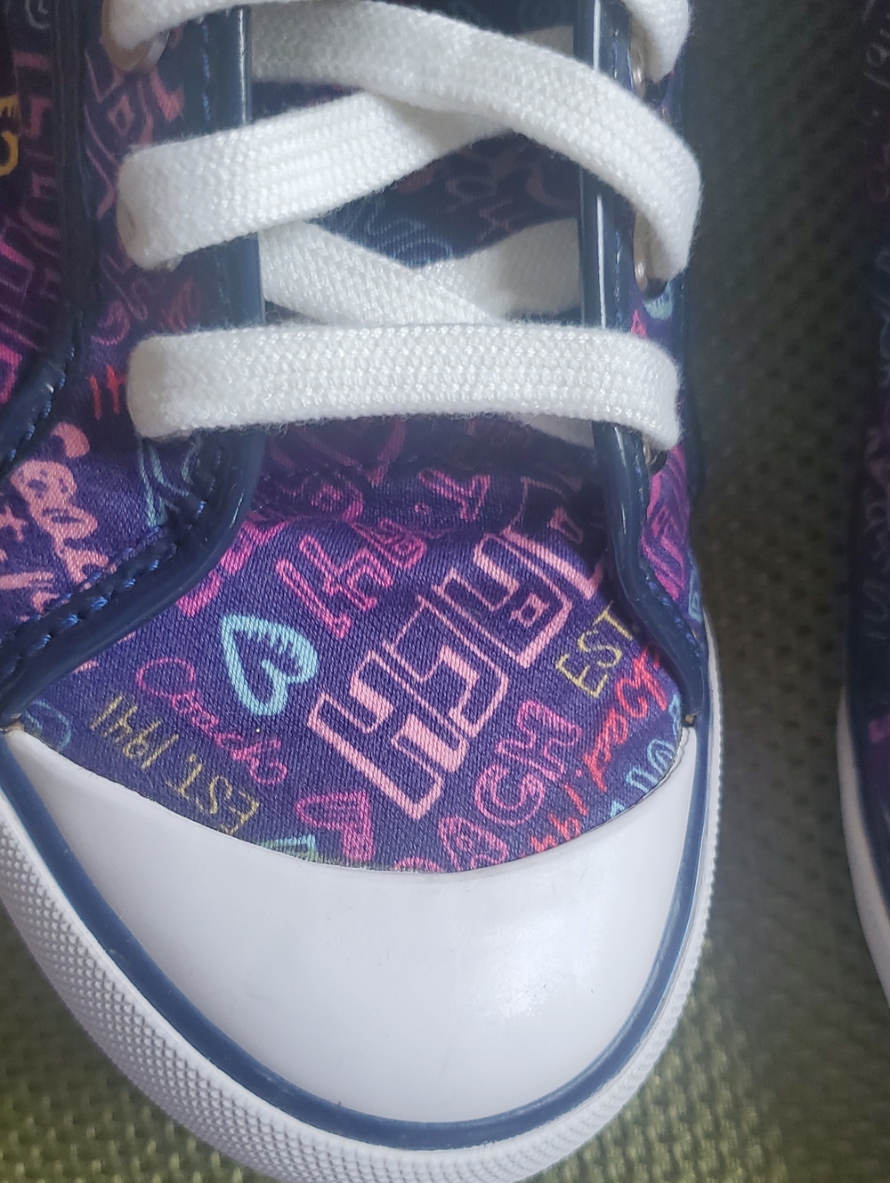 Coach Barrett Poppy Graffiti Love Design Sneakers Size 7B - Picture 12 of 16